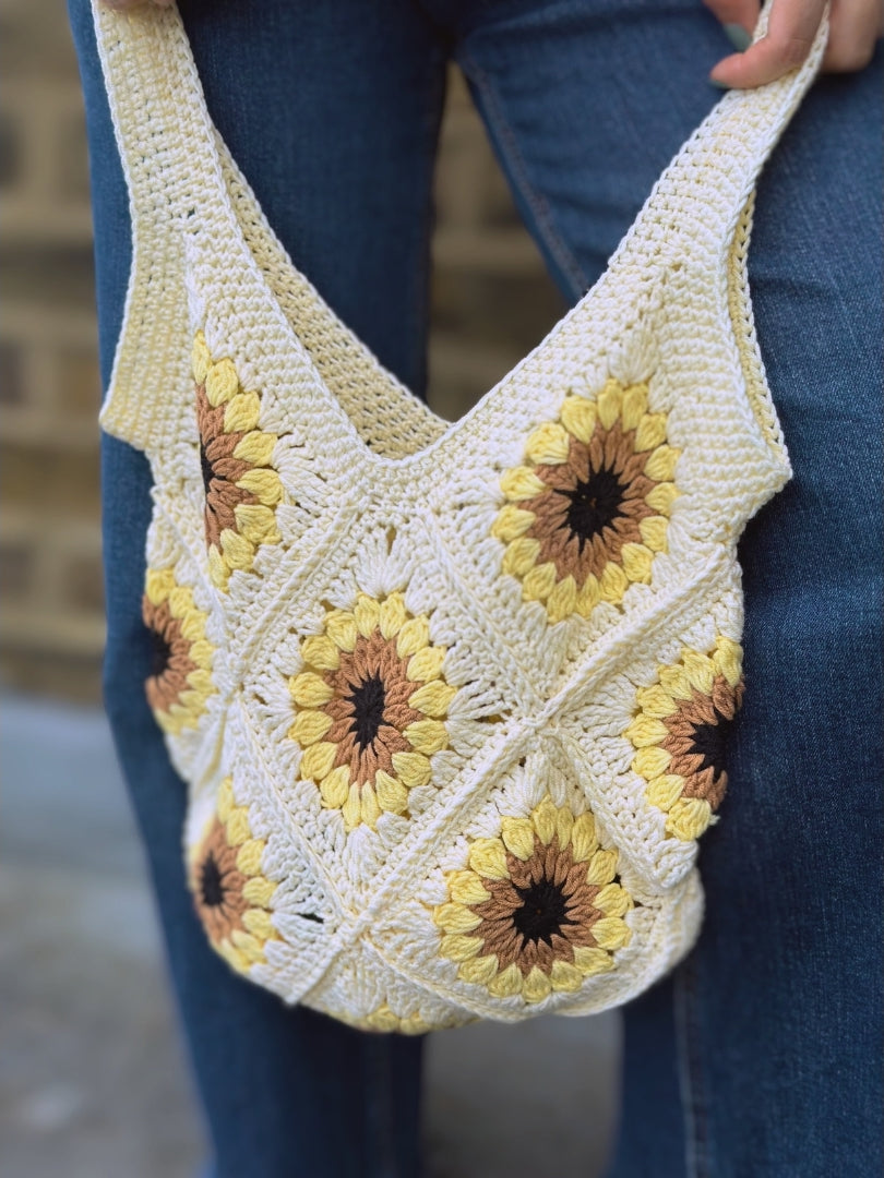 Crochet crossbody bag